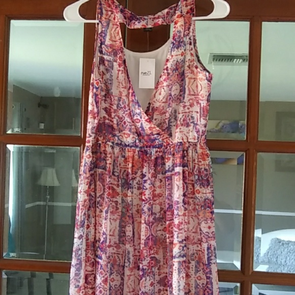 Clothes - Picture 2 of 2